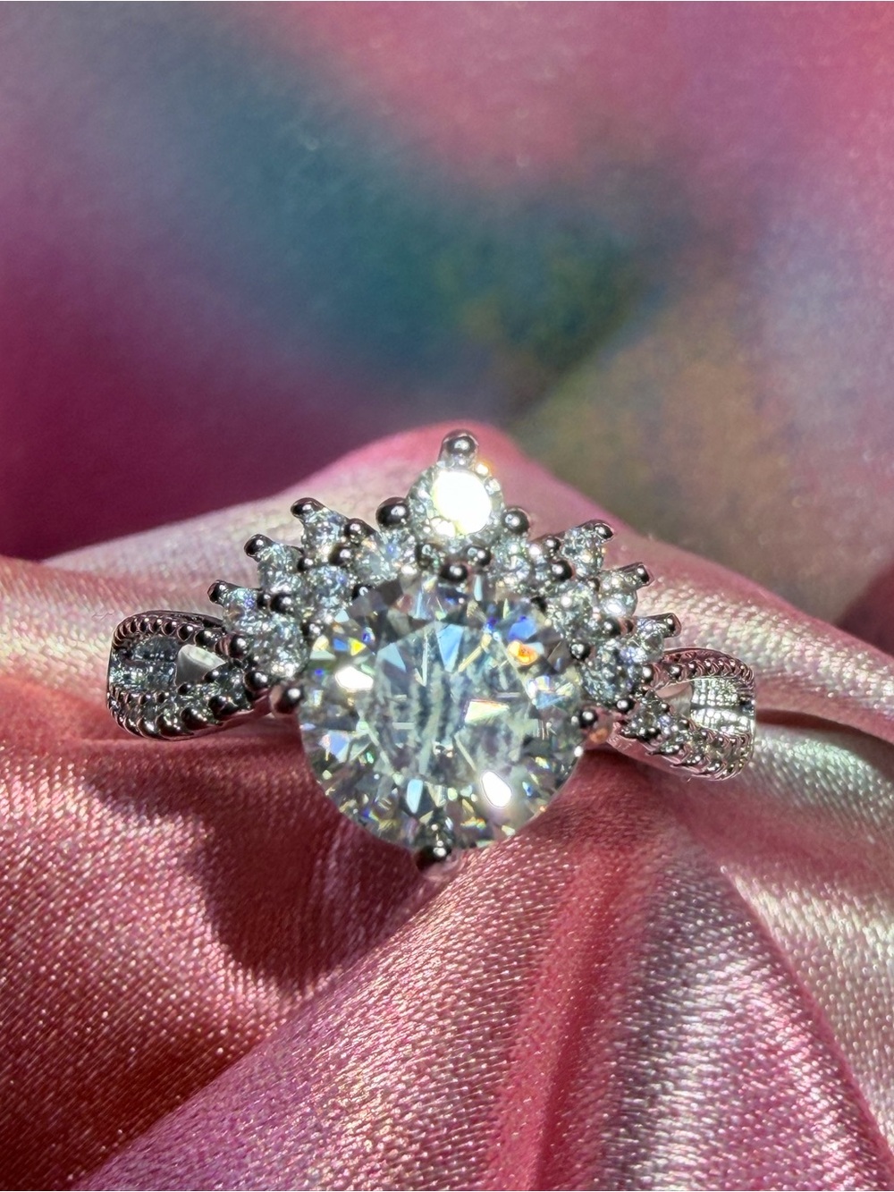 NEW and Elegant Moissanite round-cut with crown and pave' double band
